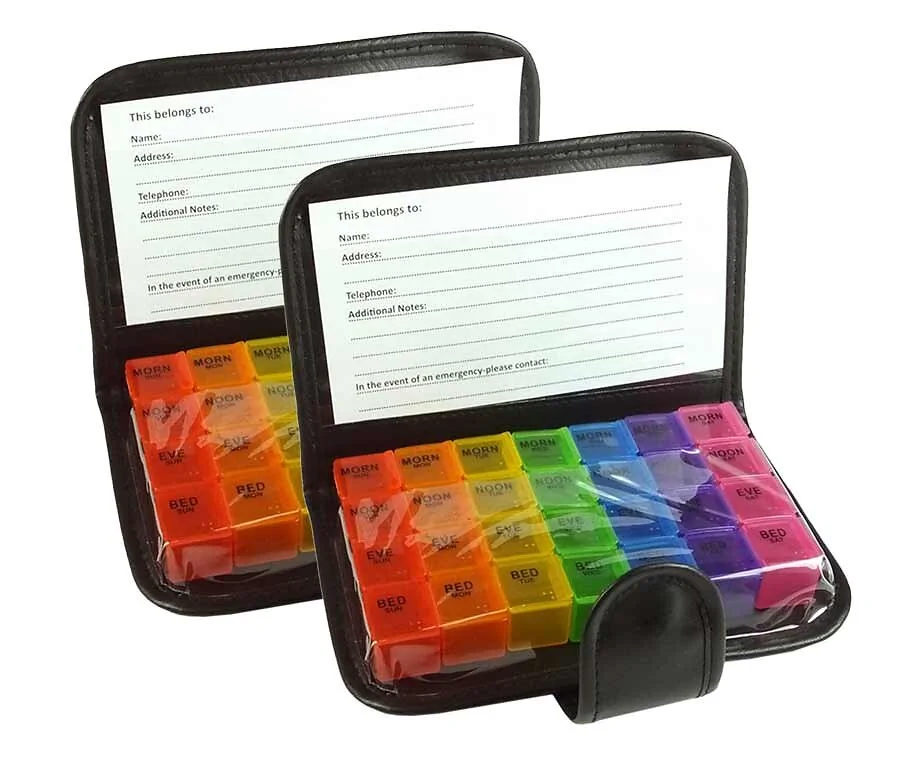 Pillendoos In Etui - Vandaag 1+1 GRATIS!