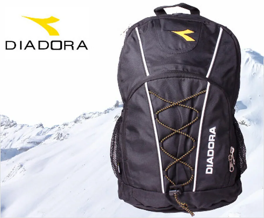 Diadora Sportieve en Robuuste Rugzak - Een Moderne Klassieker!